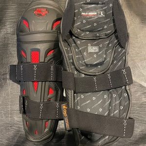 Icon Knee Armor